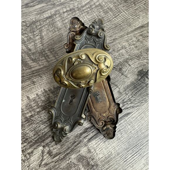 Antique Other - Antique Bronze Meridian Yale & Towne Oval Door Knob Set Salvage Neoclassicical
